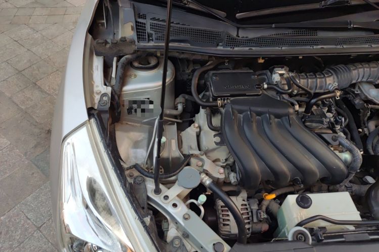 Used Nissan Tiida 2014 1.6L CVT Comfort Model Engine Bay Right