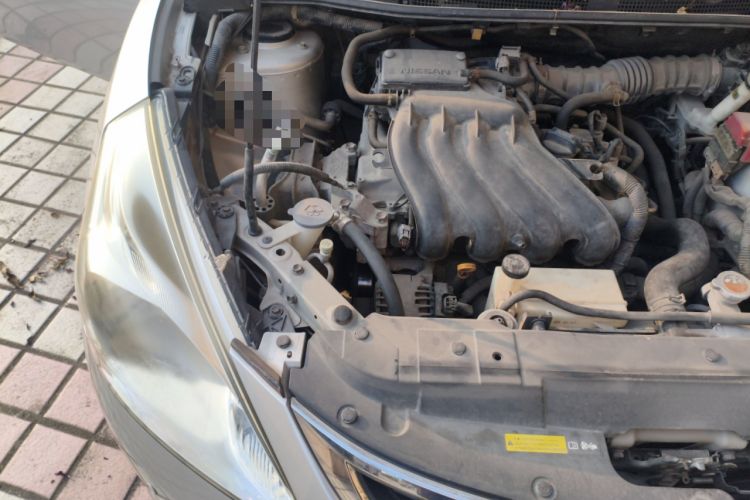 Used Nissan Tiida 2014 1.6L CVT Comfort Model Engine Bay Right