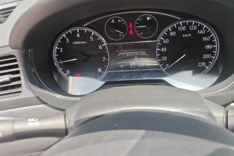 Used Nissan Tiida 2014 1.6L CVT Smart Model Instrument Cluster