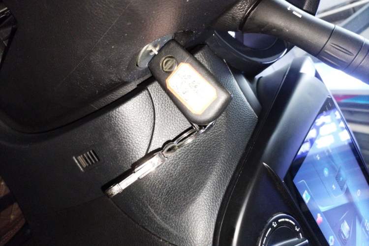 Used Nissan Tiida 2014 1.6L CVT Comfort Model Interior 1