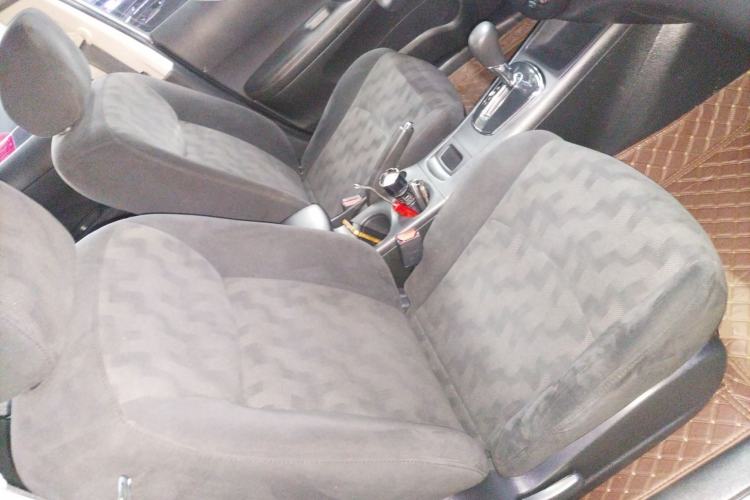 Used Nissan Tiida 2014 1.6L CVT Comfort Model Right Front Seat