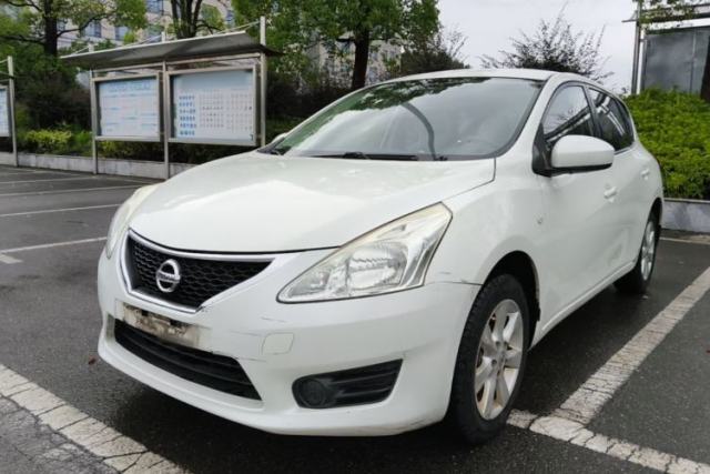 Ojetý Nissan Tiida 2014 1.6L CVT Comfort Model