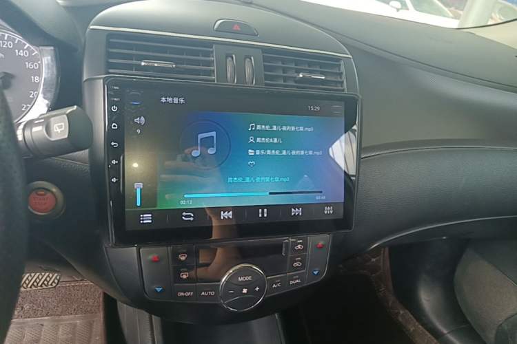 Used Nissan Tiida 2014 1.6L CVT Smart Model Audio And AC Panel