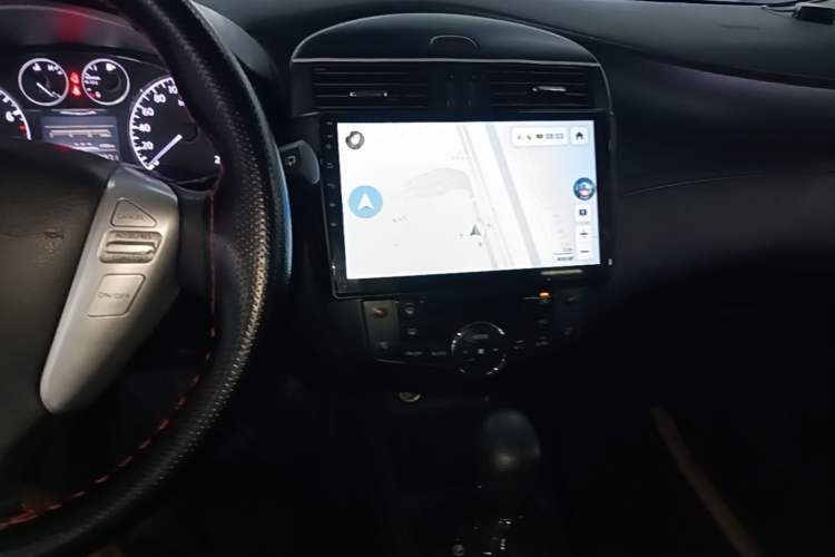 Used Nissan Tiida 2014 1.6L CVT Smart Model Audio And AC Panel
