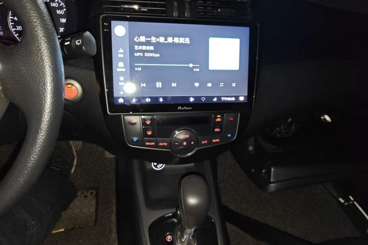 Used Nissan Tiida 2014 1.6L CVT Smart Model Audio And AC Panel