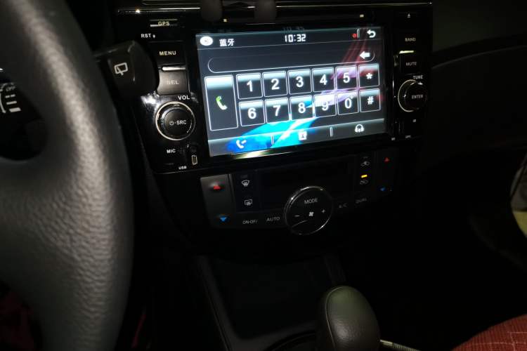 Used Nissan Tiida 2014 1.6L CVT Smart Model Audio And AC Panel