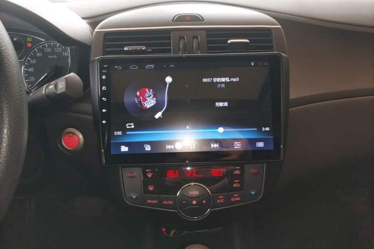 Used Nissan Tiida 2014 1.6L CVT Smart Model Audio And AC Panel