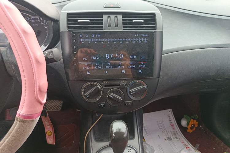 Used Nissan Tiida 2014 1.6L CVT Comfort Model Audio And AC Panel