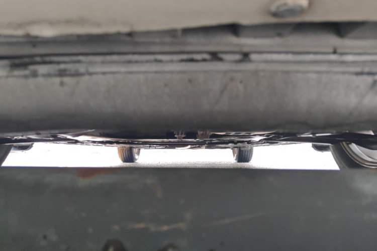 Used Nissan Tiida 2014 1.6L CVT Comfort Model Chassis Front