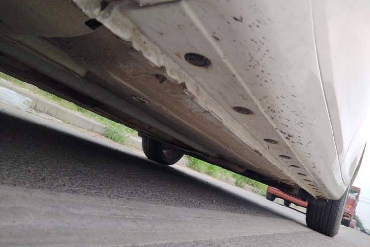 Used Nissan Tiida 2014 1.6L CVT Comfort Model Chassis Front Left