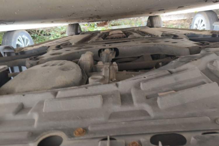 Used Nissan Tiida 2014 1.6L CVT Comfort Model Chassis Front