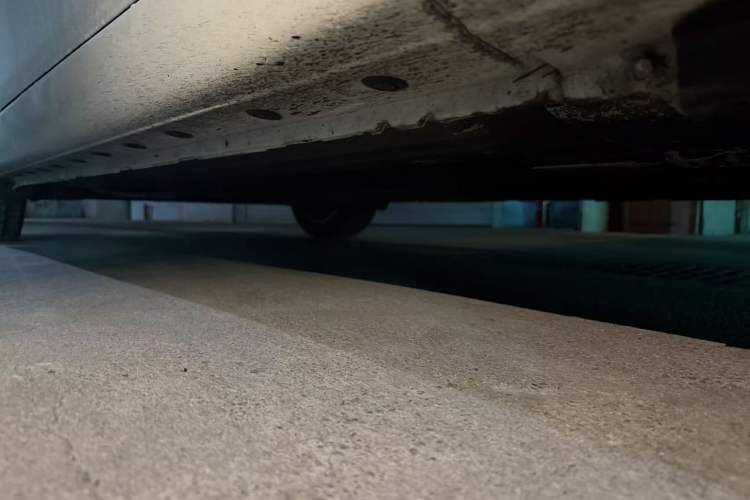 Used Nissan Tiida 2014 1.6L CVT Cool Cafe Edition Chassis Front Right