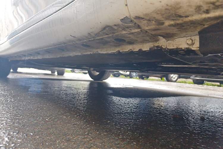 Used Nissan Tiida 2014 1.6L Manual Comfort Model Chassis Front Right