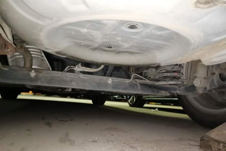 Used Nissan Tiida 2014 1.6L CVT Smart Model Chassis Rear