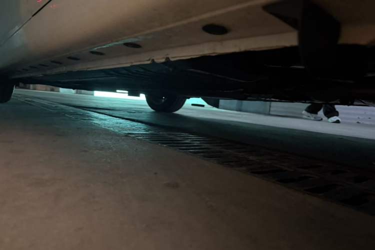 Used Nissan Tiida 2014 1.6L CVT Cool Cafe Edition Chassis Rear Left