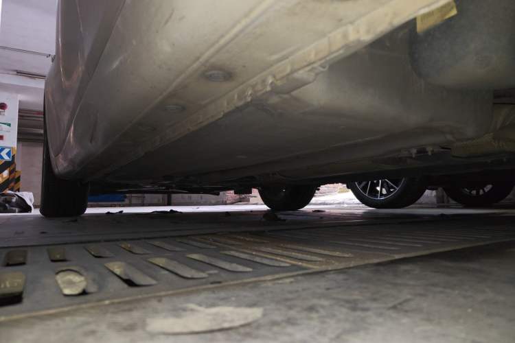 Used Nissan Tiida 2014 1.6L CVT Comfort Model Chassis Rear Left
