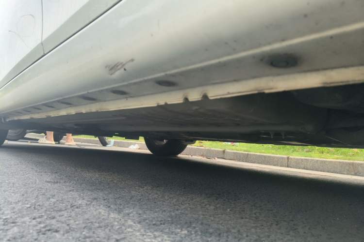 Used Nissan Tiida 2014 1.6L CVT Cool Cafe Edition Chassis Rear Left
