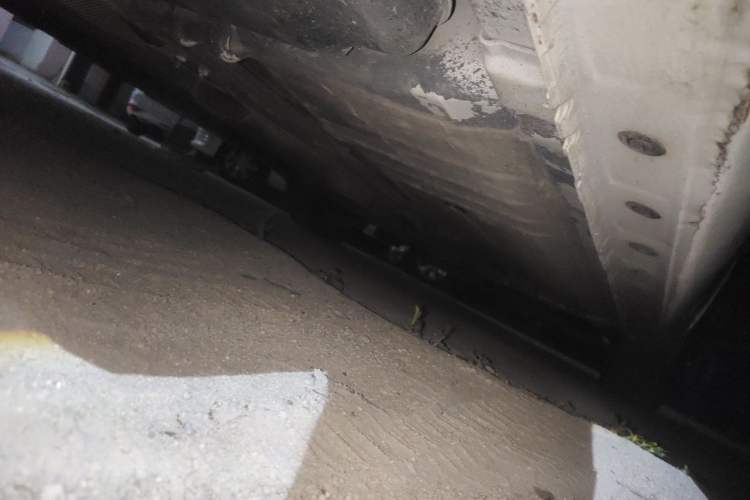 Used Nissan Tiida 2014 1.6L CVT Cool Cafe Edition Chassis Rear Right