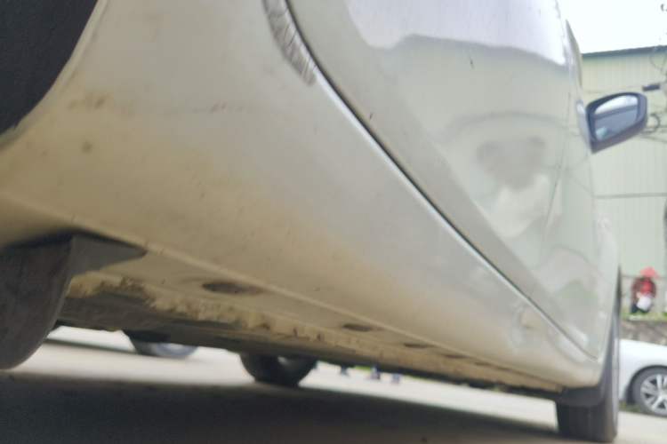 Used Nissan Tiida 2014 1.6L CVT Comfort Model Chassis Rear Right