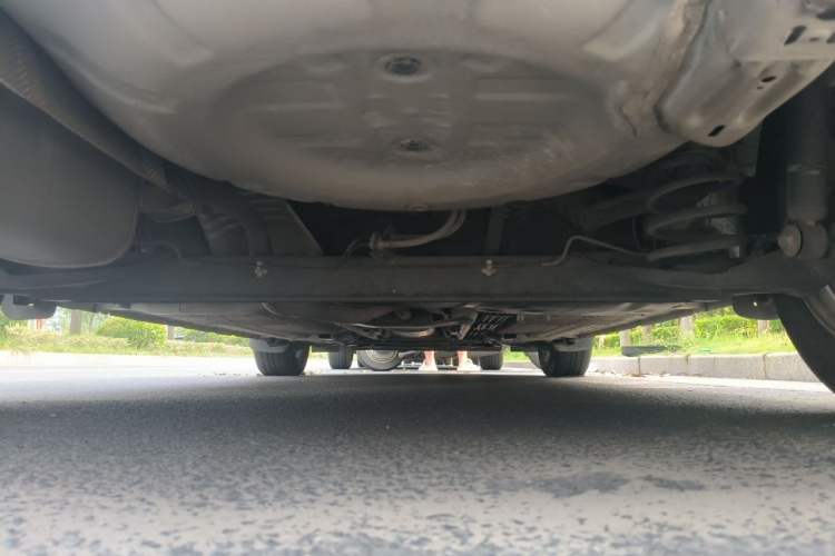 Used Nissan Tiida 2014 1.6L CVT Cool Cafe Edition Chassis Rear