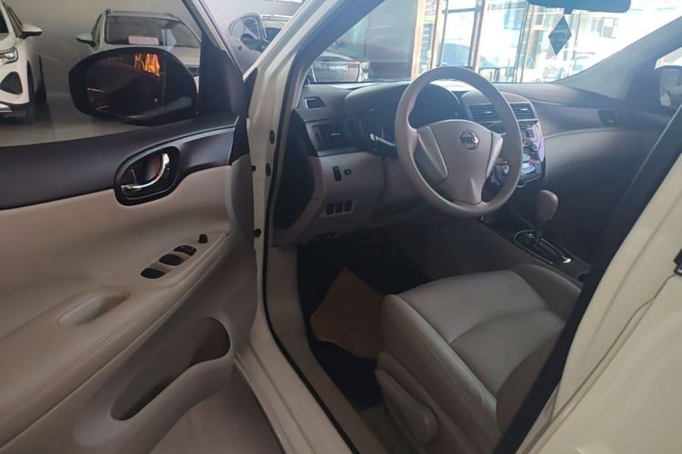 Used Nissan Tiida 2014 1.6L CVT Smart Model Driver Seat