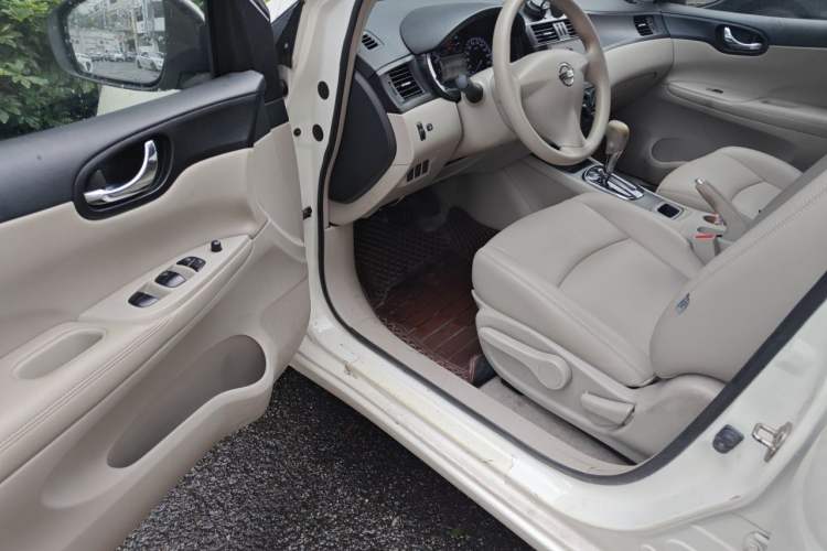 Used Nissan Tiida 2014 1.6L CVT Comfort Model Driver Seat