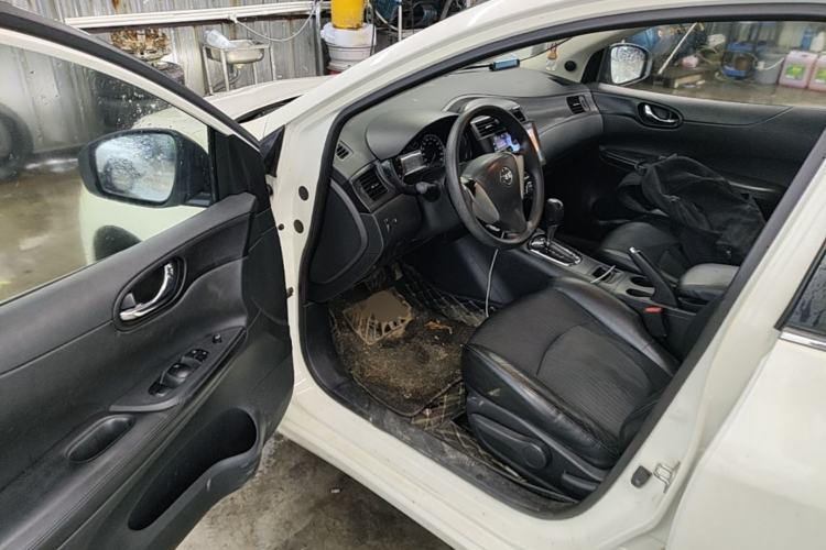 Used Nissan Tiida 2014 1.6L CVT Smart Model Driver Seat
