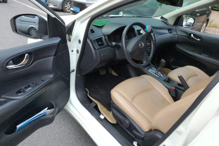 Used Nissan Tiida 2014 1.6L CVT Comfort Model Driver Seat