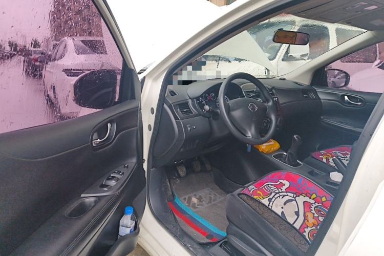 Used Nissan Tiida 2014 1.6L Manual Comfort Model Driver Seat