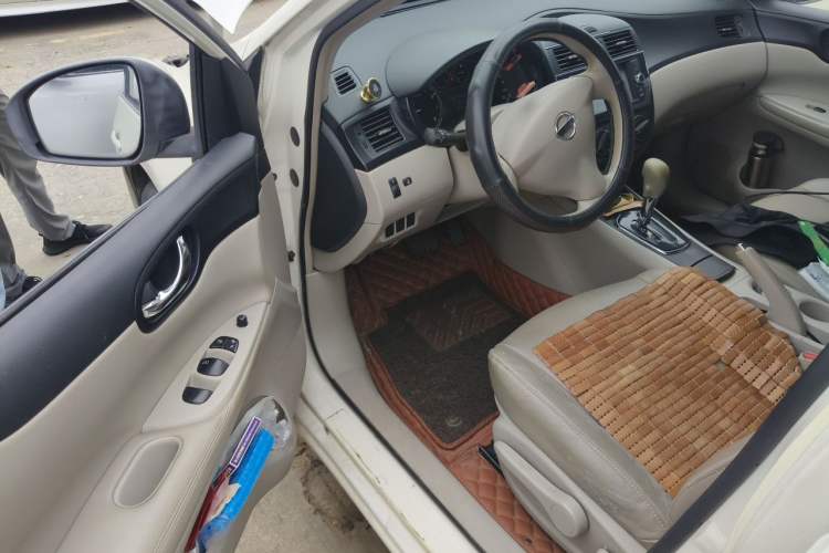 Used Nissan Tiida 2014 1.6L CVT Comfort Model Driver Seat