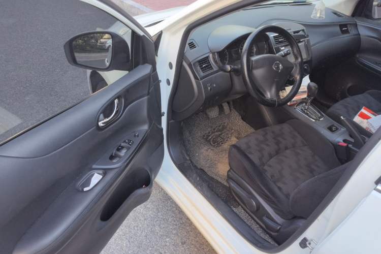 Used Nissan Tiida 2014 1.6L CVT Comfort Model Driver Seat