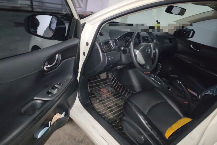 Used Nissan Tiida 2014 1.6L CVT Smart Model Driver Seat