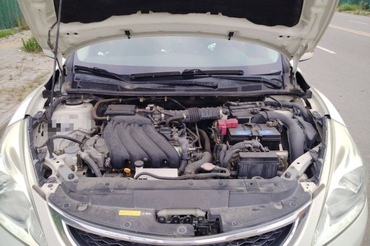 Used Nissan Tiida 2014 1.6L CVT Comfort Model Engine Bay