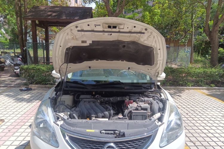 Used Nissan Tiida 2014 1.6L CVT Comfort Model Engine Bay