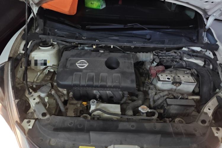 Used Nissan Tiida 2014 1.6L CVT Smart Model Engine Bay
