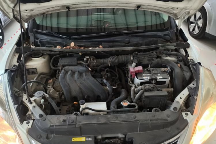 Used Nissan Tiida 2014 1.6L CVT Comfort Model Engine Bay
