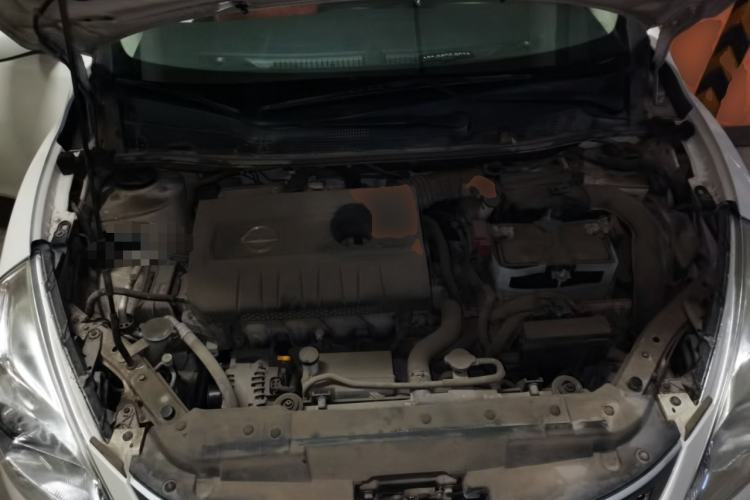 Used Nissan Tiida 2014 1.6L CVT Smart Model Engine Bay