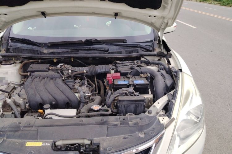 Used Nissan Tiida 2014 1.6L CVT Comfort Model Engine Bay Left