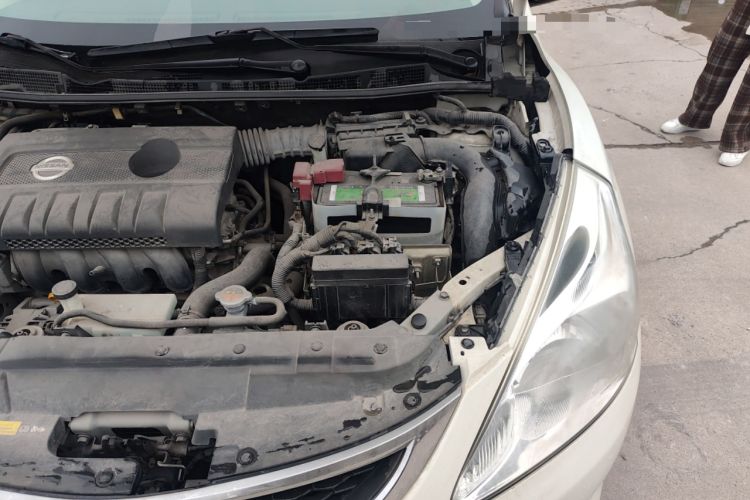 Used Nissan Tiida 2014 1.6L CVT Smart Model Engine Bay Left