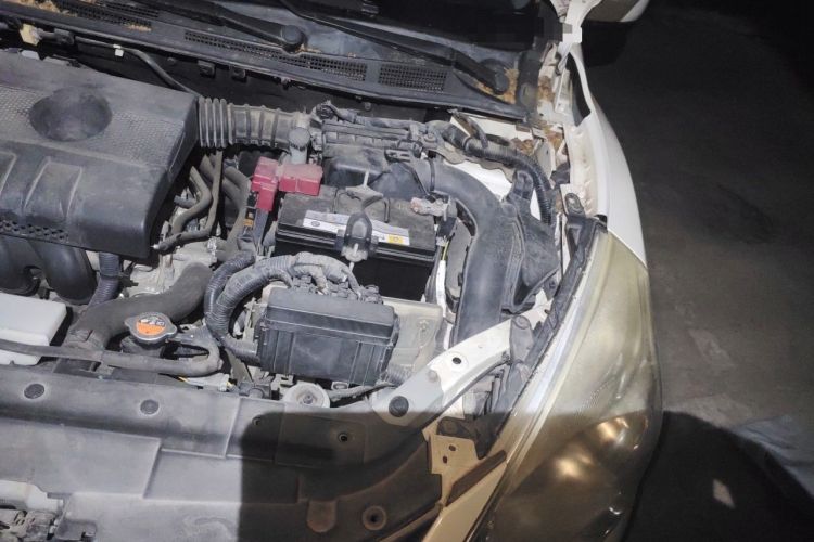 Used Nissan Tiida 2014 1.6L CVT Cool Cafe Edition Engine Bay Left