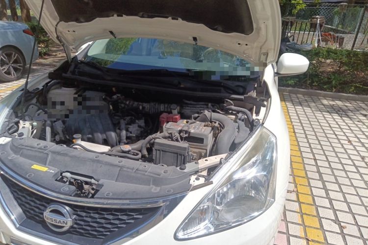 Used Nissan Tiida 2014 1.6L CVT Comfort Model Engine Bay Left