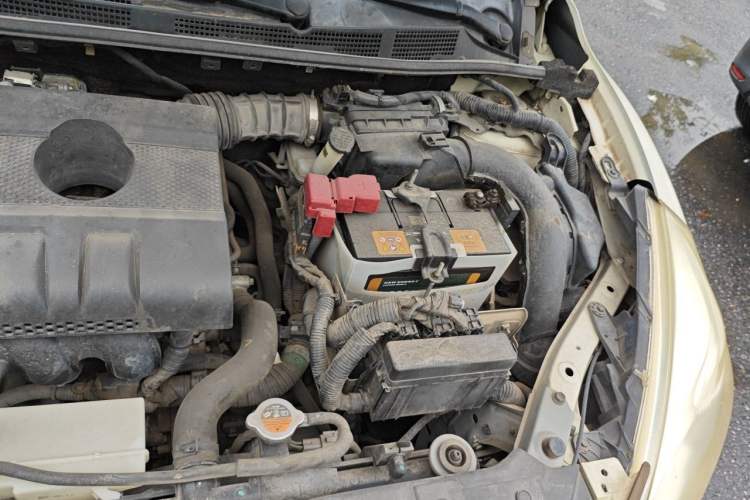 Used Nissan Tiida 2014 1.6L CVT Cool Cafe Edition Engine Bay Left