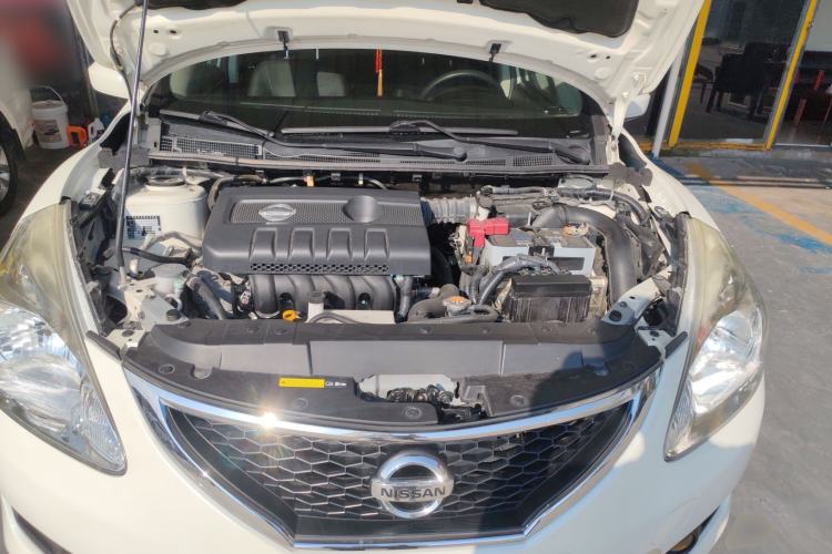 Used Nissan Tiida 2014 1.6L CVT Smart Model Engine Bay