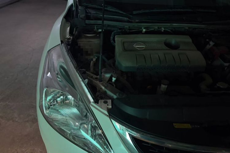 Used Nissan Tiida 2014 1.6L CVT Cool Cafe Edition Engine Bay Right