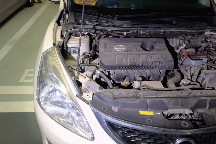 Used Nissan Tiida 2014 1.6L CVT Smart Model Engine Bay Right