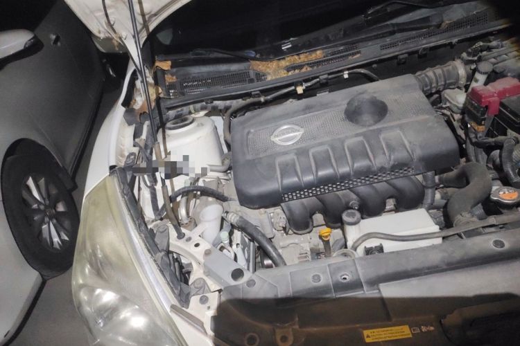 Used Nissan Tiida 2014 1.6L CVT Cool Cafe Edition Engine Bay Right