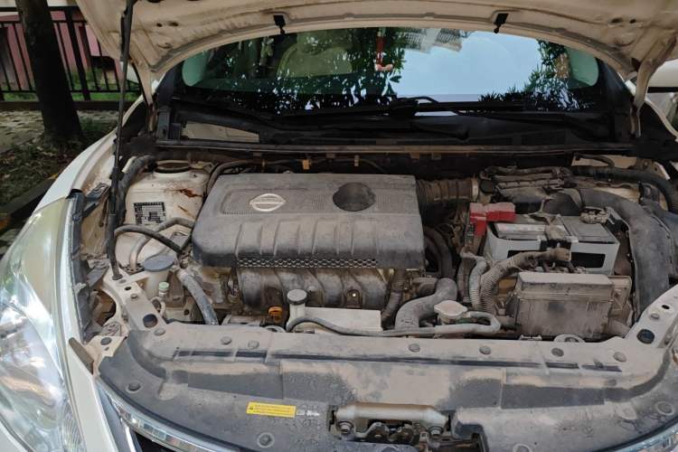 Used Nissan Tiida 2014 1.6L CVT Cool Cafe Edition Engine Bay Right