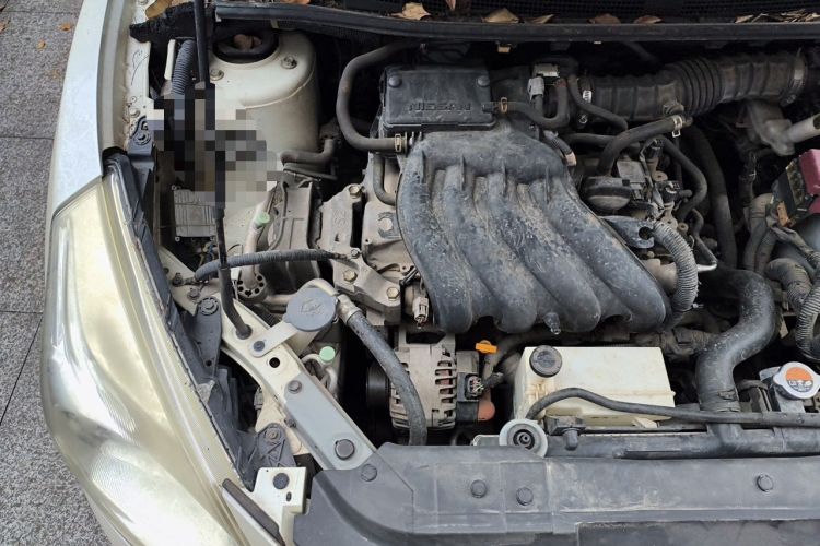 Used Nissan Tiida 2014 1.6L CVT Comfort Model Engine Bay Right