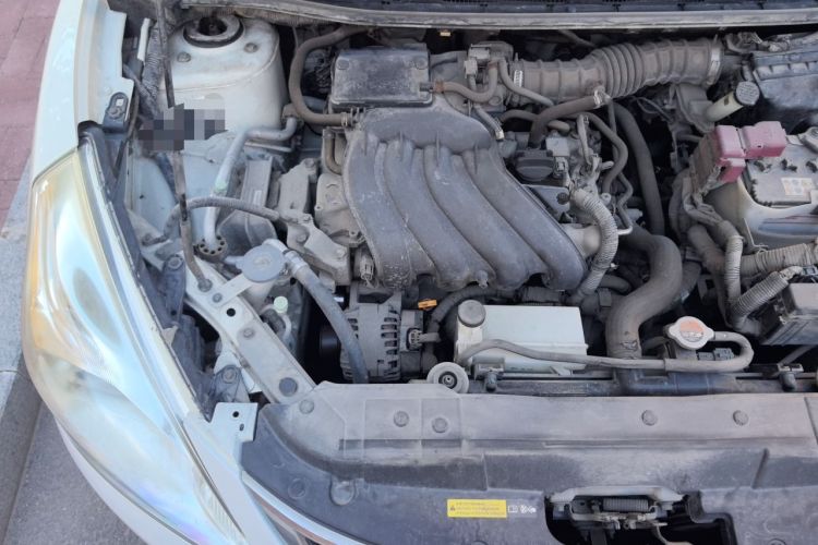 Used Nissan Tiida 2014 1.6L CVT Comfort Model Engine Bay Right