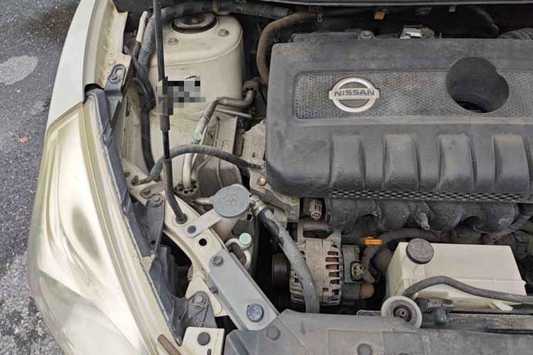 Used Nissan Tiida 2014 1.6L CVT Cool Cafe Edition Engine Bay Right
